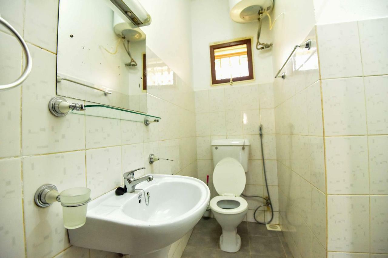 Crane Serviced Apartments เอนเทบเบ้ ภายนอก รูปภาพ